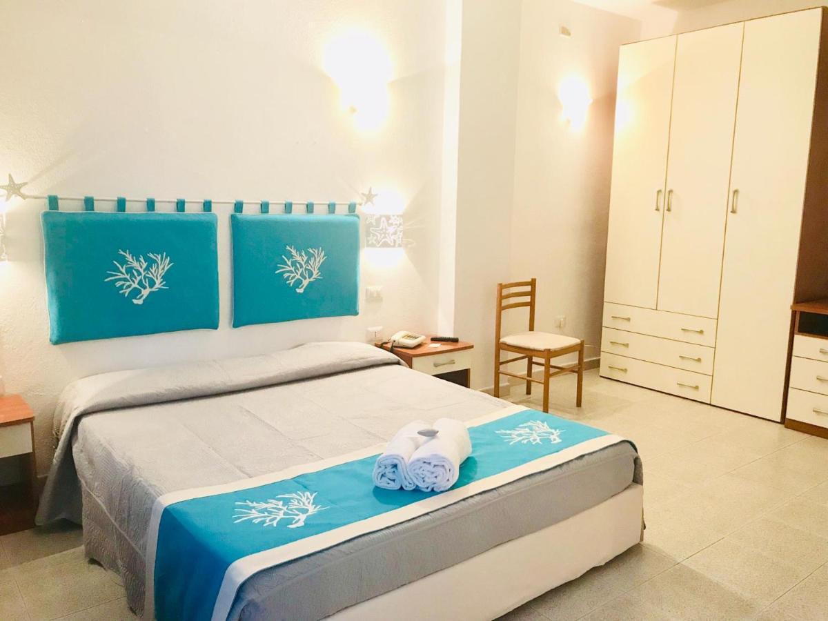Hotel Sandalion Santa Teresa Gallura Eksteriør bilde