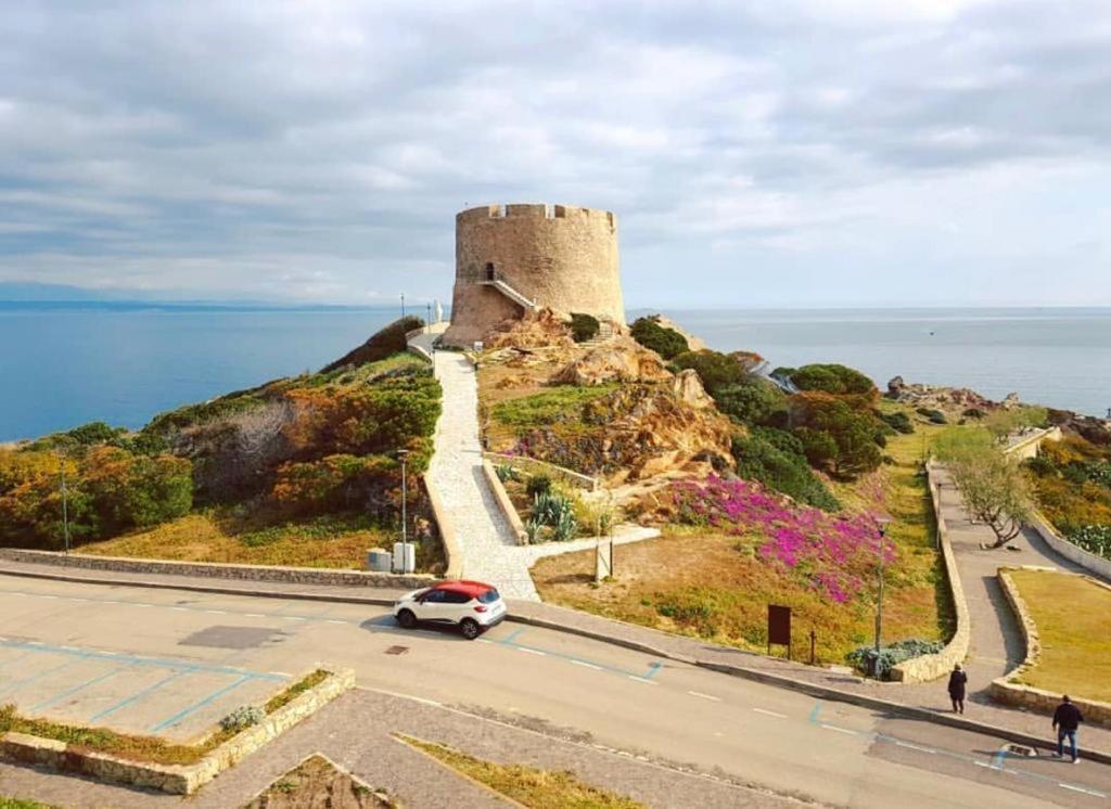 Hotel Sandalion Santa Teresa Gallura Eksteriør bilde